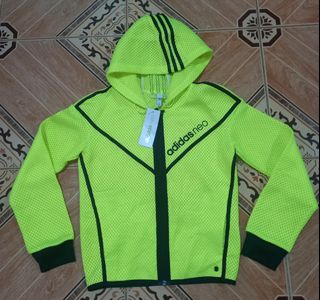 (Category: ) located in . Submitted by jiannisthriftfits (Listing ID 1463334862, Image 1). Description: .