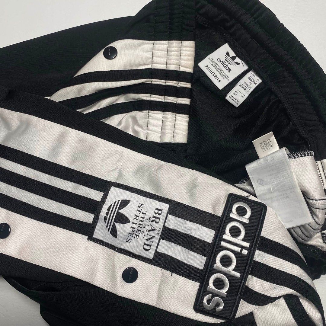 ADIDAS TRACKPANTS (Category: Activewear) located in Manila. Submitted by valuable_rags (Listing ID 1463471640, Image 3). Description: ADIDAS TRACKPANTS CONDITION : EXCELLENT SIZE : SMALL DIMENSIONS: W18-30 x L 38 ISSUE: NONE .