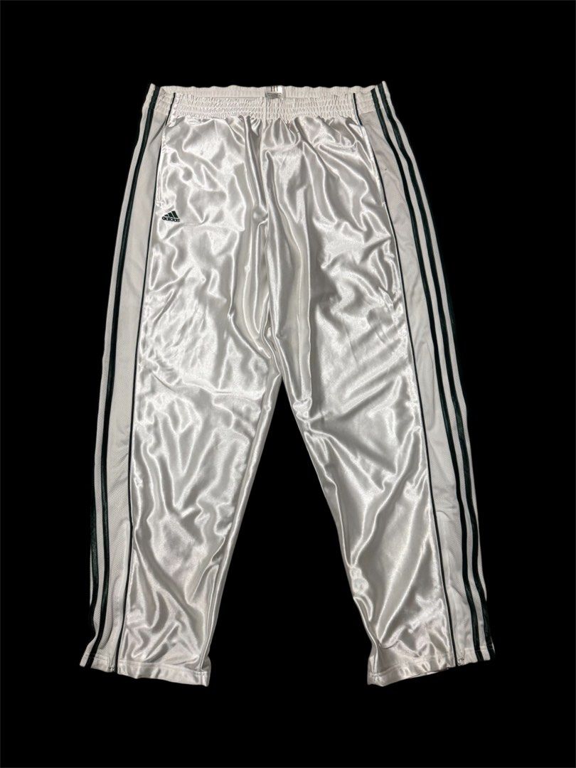 Adidas Trackpants Y2K (Category: Activewear) located in Las Pinas. Submitted by thrftmnl. (Listing ID 1463470285, Image 1). Description: Y2k Adidas track pants Dark green stripes Size: XL Dimes Width: 36-42 Length: 43 Leg Opening: 9 Inseam: 32 Thigh: 15 Issue/s: removable stain .