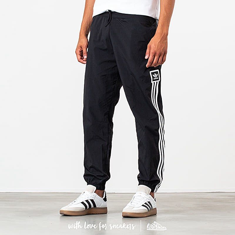 Adidas Wind pants woven (Category: Joggers) located in Baguio. Submitted by gama_apparel (Listing ID 1463445736, Image 3). Description: Legit Size Large Waistline 32-34 Length 39inch Colorrate 10/10 Excellent to asnew.