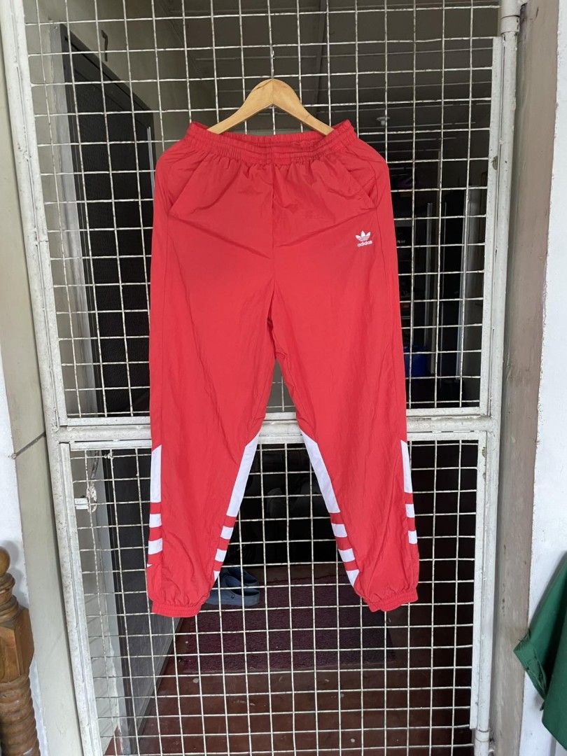 Adidas Windbreaker (Category: Joggers) located in Marikina City. Submitted by doobiethrift (Listing ID 1463424121, Image 1). Description: Adidas Windbreaker Small on tag Authentic 30-34 W 39 L As new No issue / flaws 📥 📍 Marikina City.