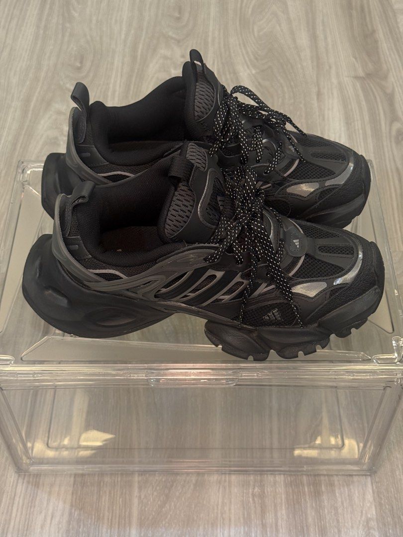 Adidas XLG Runner Deluxe (Category: Casual Shoes) located in Manila. Submitted by silent_dosss (Listing ID 1463378695, Image 3). Description: .