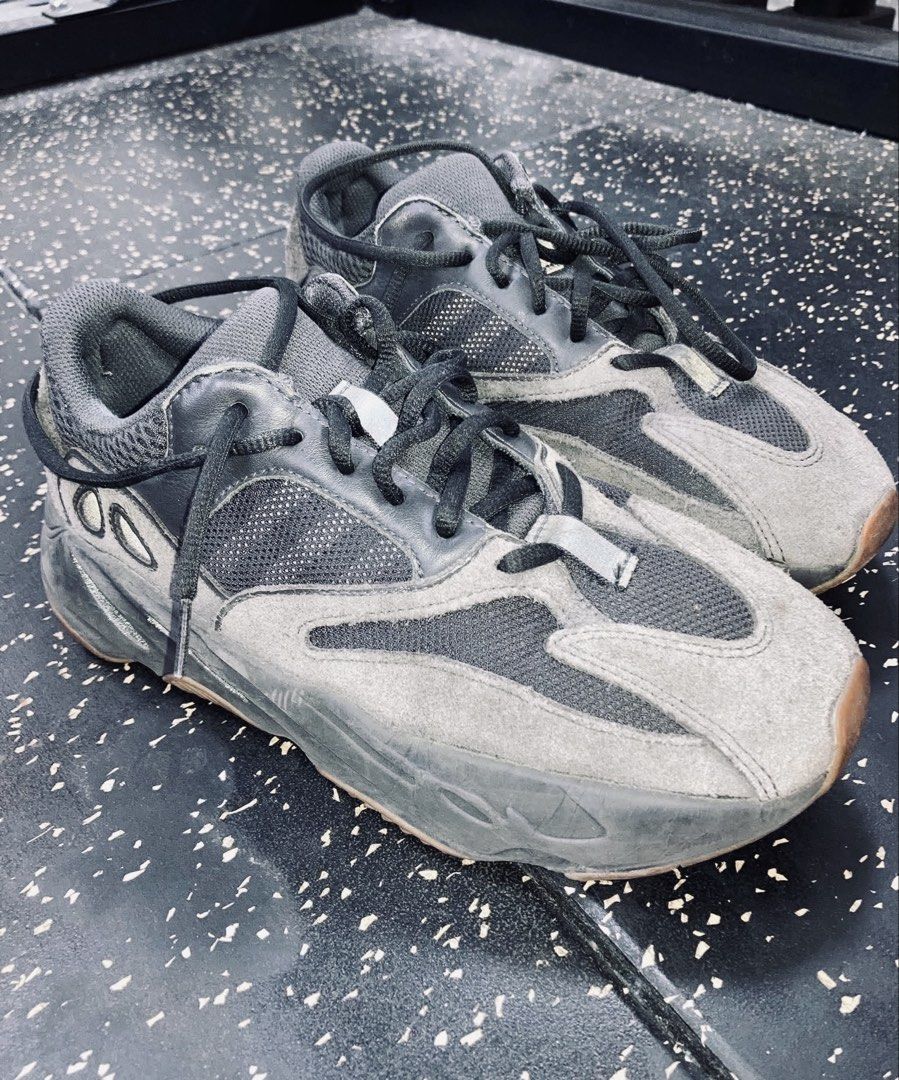 Adidas Yeezy Boost 700 "Wave Runner" (Category: Sneakers) located in Marikina City. Submitted by mommymishy (Listing ID 1463338445, Image 2). Description: - Adidas Yeezy 700 Utility Black Size 8 Complete with box - Colorway: Grey and Black - Materials: Suede and Mesh Upper - Closure: Lace-up - Sole: Gum Sole Detail - Perfect for: Everyday Wear.