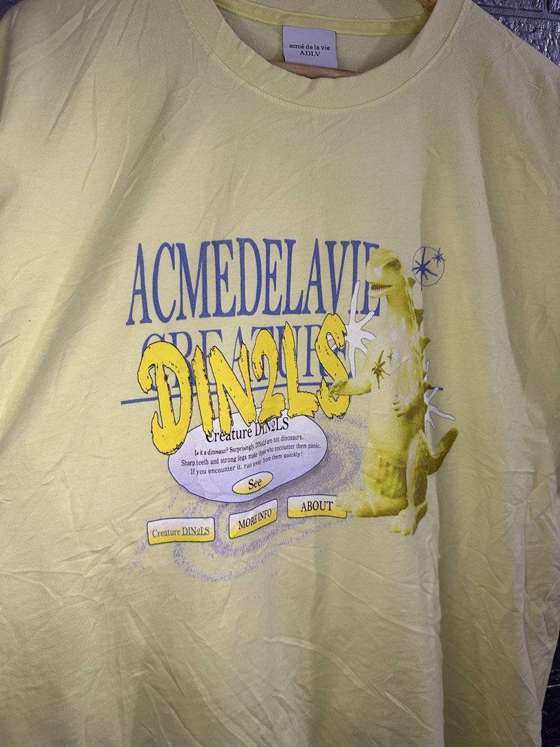 ADLV DIN2LS Creature Lettering Shirt (Category: Tshirts & Polo Shirts ) located in Palompon. Submitted by jlaurentemazoo (Listing ID 1463509127, Image 3). Description: ADLV DIN2LS Creature Lettering Shirt Size 2 on Tag W: 22.5 L: 28.5 Excellent Condition 9.7/10 Color Rate No Crack/Hairline yung Prints Detailed Photos are Posted 550 Pesos Only Unli Vouch and Vcall for safety purposes.