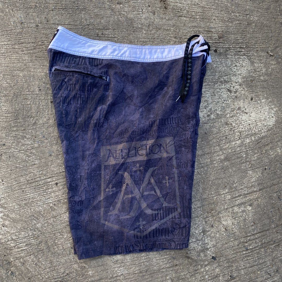 Affliction Board Short AOP (Category: Shorts) located in Rizal. Submitted by thrift_by_nel (Listing ID 1463339055, Image 3). Description: Affliction Board short 34 on tag very good conditon some minimal runs.