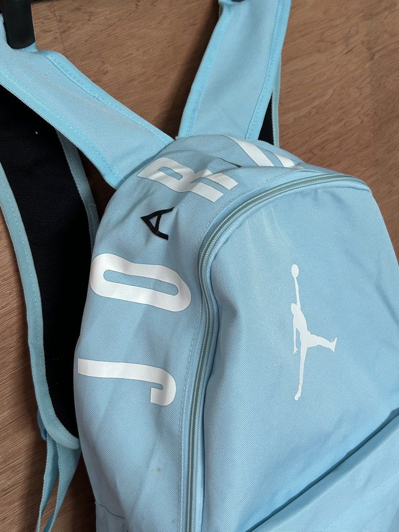 AIR JORDAN (Category: Backpacks) located in Allen. Submitted by thriftli.a1d574 (Listing ID 1463475510, Image 3). Description: .