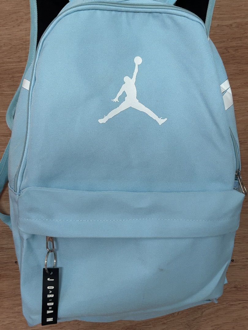 AIR JORDAN (Category: Backpacks) located in Allen. Submitted by thriftli.a1d574 (Listing ID 1463475510, Image 2). Description: .