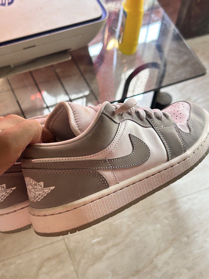 Air Jordan 1 Low SE Wolf Grey (Category: Sneakers) located in Kalibo. Submitted by liahrbld (Listing ID 1463485968, Image 2). Description: - Air Jordan 1 Low SE - Colorway: Light Grey - Size: US 7.5 - Made in Indonesia - Ideal for casual wear or sneaker collectors - Please check photos for detailed condition.