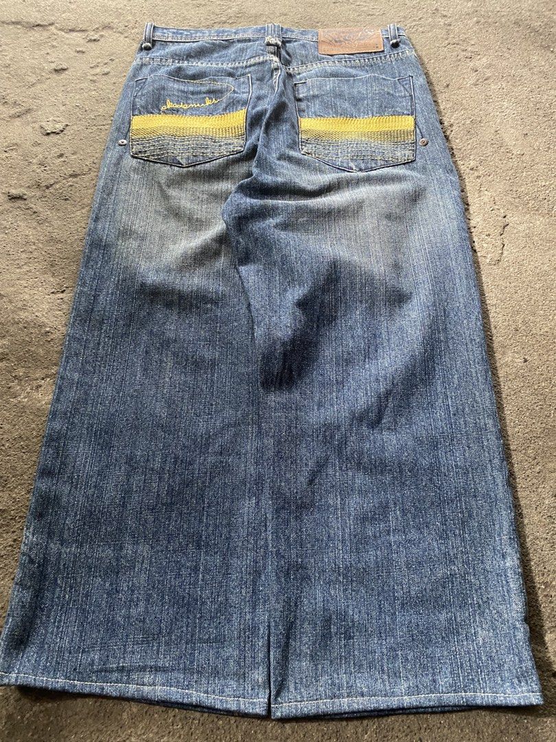 akademiks y2k (Category: Jeans) located in Manila. Submitted by coollion.19b40f (Listing ID 1463343937, Image 3). Description: - JeanUs Recording denim maxi skirt - Unique yellow stitching on back pockets - Nice denim wash - Perfect for casual, stylish everyday wear.