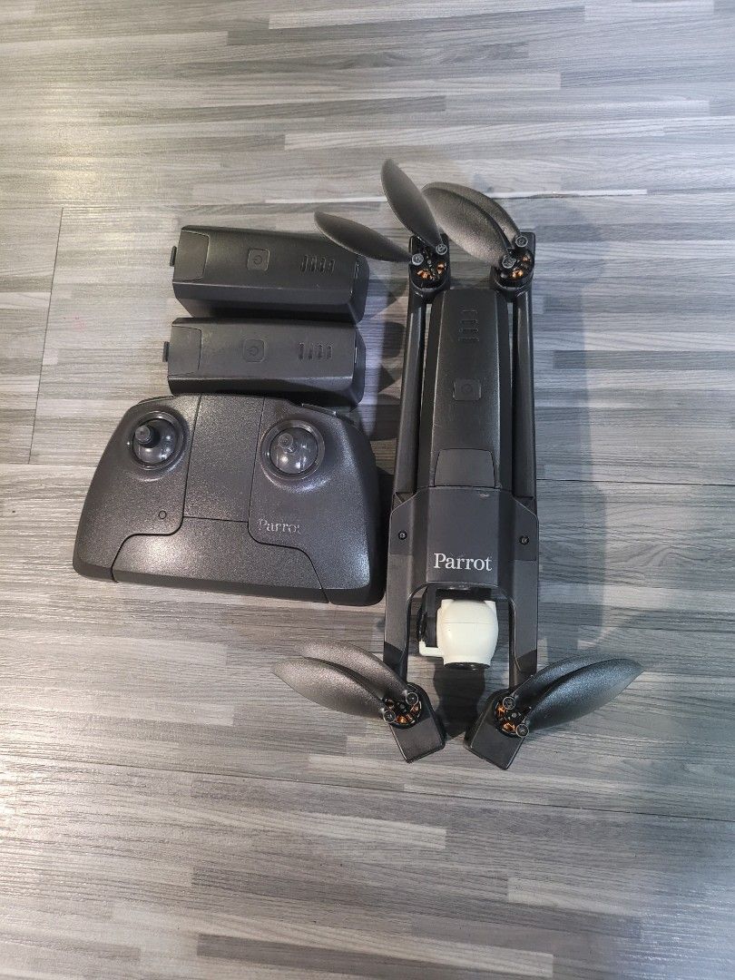 Anafi parrot standard fpv (Category: Drones) located in Manila. Submitted by ronnelababan (Listing ID 1463543820, Image 3). Description: good condition 2nd hand only need original sd card u3 v30 or sandisk industrial 4k resolution 360 capture image more features like follow mode and tracking mode.