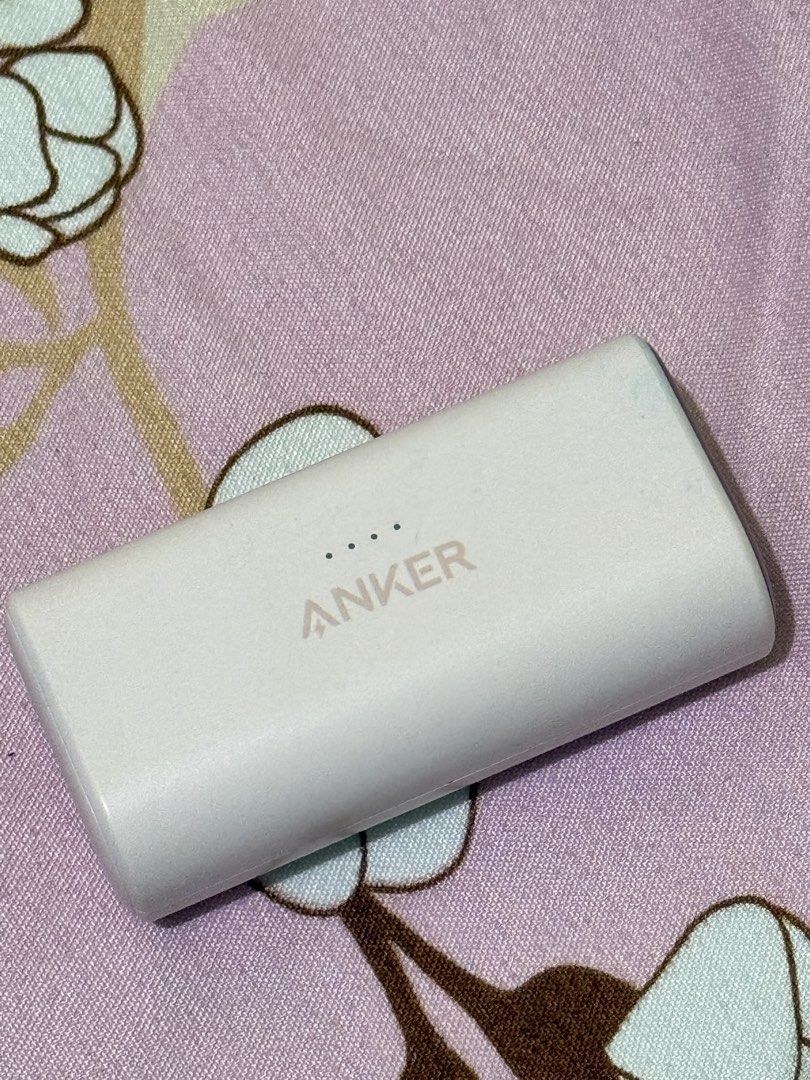 Anker Series 6 Powerbank (Category: Batteries & Power Banks) located in Manila. Submitted by _matchastrawberry_ (Listing ID 1463477989, Image 1). Description: Anker Powerbank 5000mah No issue Loc: Parada Valenzuela/ Sta Quiteria Caloocan .