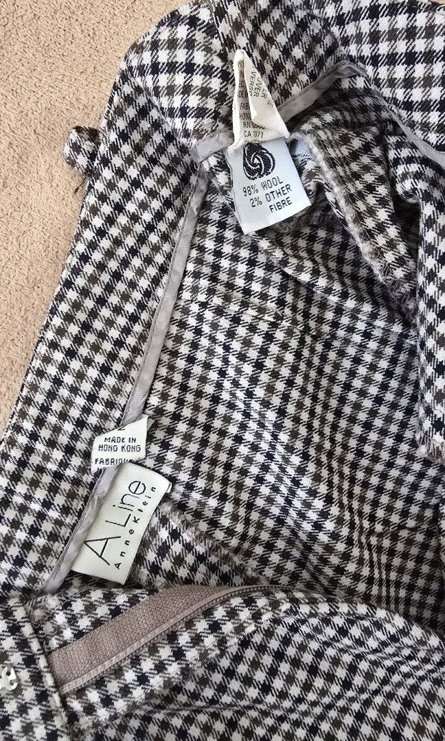 Brown Plaid Trousers (Category: Other Bottoms) located in Trece Martires City. Submitted by closette.ph (Listing ID 1463383116, Image 2). Description: 💌 click photos to view full item - fits up to 28-29 waist - wool fabric - used once - not sure if auth - last pic for inspo only, same fit when worn.