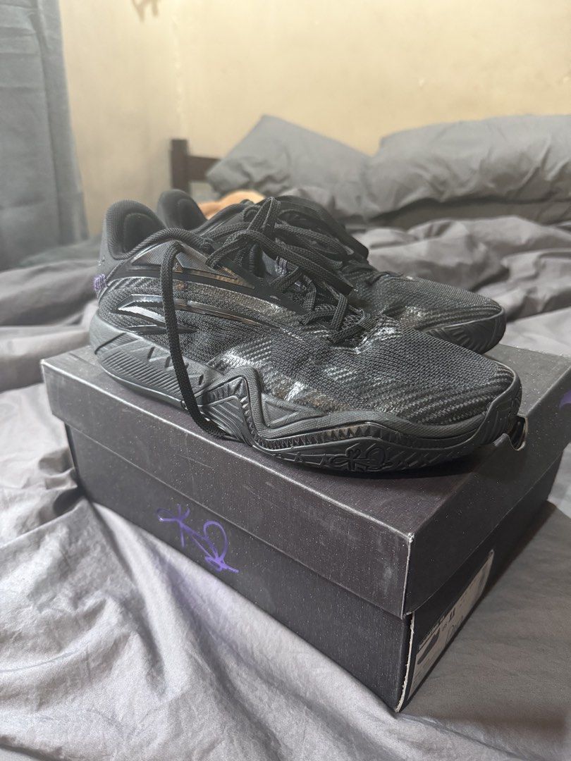Anta Kai 3’s/ Anta shockwave 7 (Category: Sneakers) located in Manila. Submitted by coolphoenix-15aa (Listing ID 1463424165, Image 3). Description: 🔥 ANTA KAI 3 AVAILABLE FOR SALE! 🔥 🏀 Colorways: Calcite | Triple Black | Mother’s Love | Khaki Orange 👟 Sizes: 8–11 Men’s 💰 Price: ₱6,500 ✨ new & authentic ANTA 📩 DM me for inquiries .