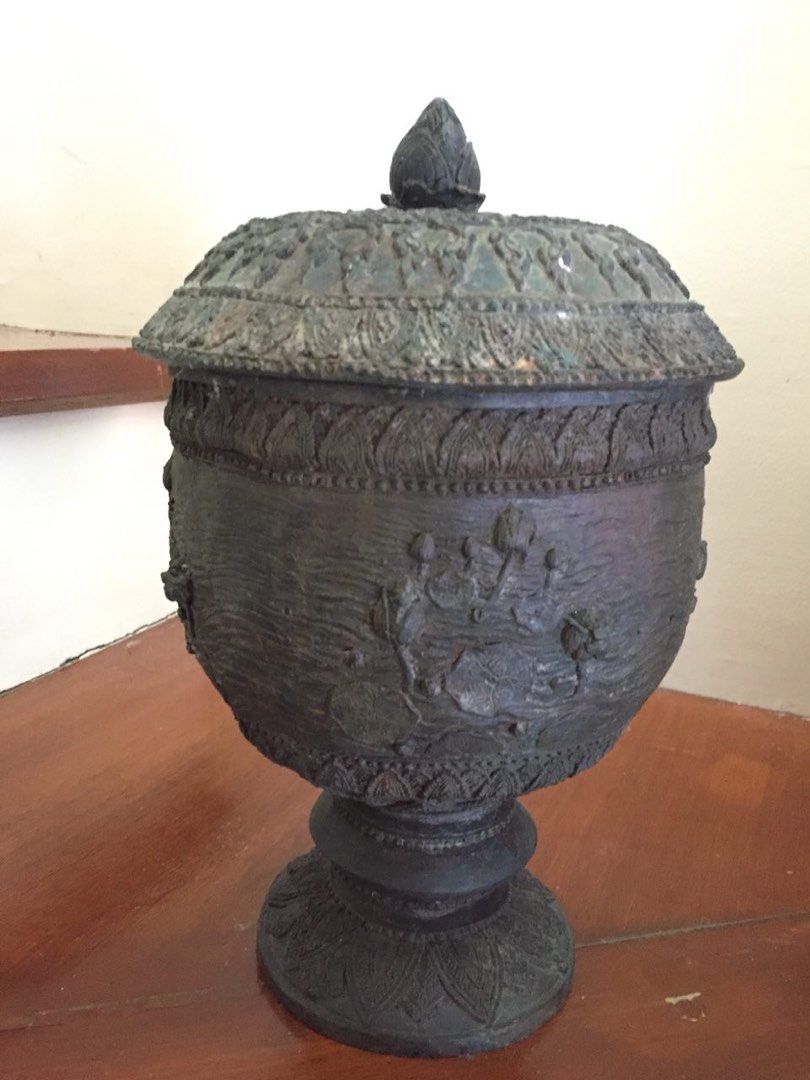 Antique Bronze Ceremonial Incense Burner (Category: Other Home Decor) located in Manila. Submitted by khalapgonzales (Listing ID 1463445500, Image 3). Description: - Vintage bronze incense burner - Intricate carvings on body and lid - Features a detailed lid - Ideal for display or as a statement piece.