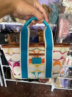(Category: ) located in . Submitted by thriftnimarz (Listing ID 1463384331, Image 1). Description: .