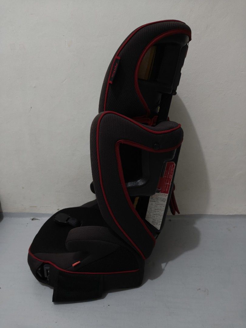 Aprica Car Seat Booster (Category: Car Seats) located in Quezon City. Submitted by papadom_mcdelz (Listing ID 1463477949, Image 2). Description: - Aprica booster car seat - Color: Dark grey with red trim - Ideal for car travel - Clean and well-maintained - Selling as is - Brand New Price: Naglalaro sa ₱12,000 – ₱16,000+ sa mall / baby stores..