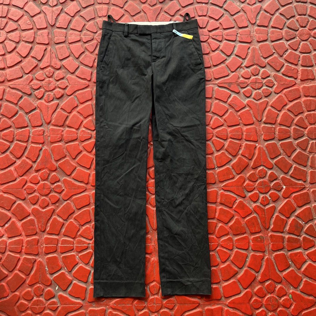 ARCHIVE 2000S HELMUT LANG - MOLINEL PANTS (Category: Jeans) located in San Jose del Monte. Submitted by qrt_ty (Listing ID 1463473458, Image 1). Description: WTS !! ARCHIVE 2000S HELMUT LANG - MOLINEL PANTS SIZE 40 ON TAG GOOD CONDITION MADE IN ITALY PRICE - 8500 SHIPPED .