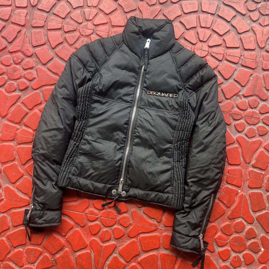 ARCHIVE DSQUARED SKI PADDED PUFFER JACKET (Category: Luxury Apparel) located in San Jose del Monte. Submitted by qrt_ty (Listing ID 1463470167, Image 2). Description: WTS !!! ARCHIVE DSQUARED SKI PADDED PUFFER JACKET SIZE 38 ON TAG NO ISSUE EXCELLENT CONDITION NO ANY FLAWS PRICE - 5K SHIPPED .