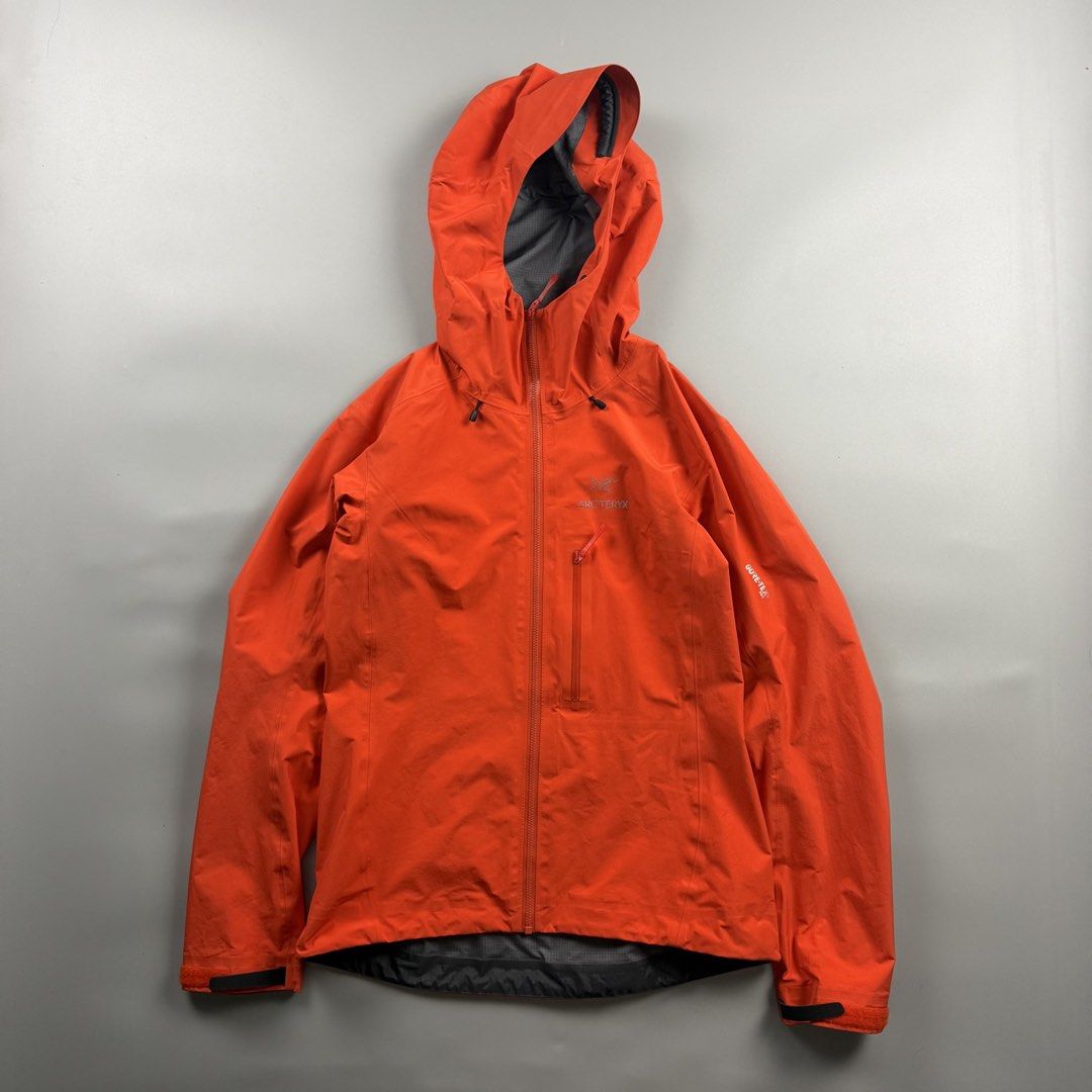 Arc'teryx alpha fl womens (Category: Coats, Jackets and Outerwear) located in Cavite. Submitted by epiboie (Listing ID 1463453014, Image 1). Description: Arcteryx alpha fl Size small womens 20x24.5(26back) Color rate: 9.5/10 excellent condition No issue 6180 -.