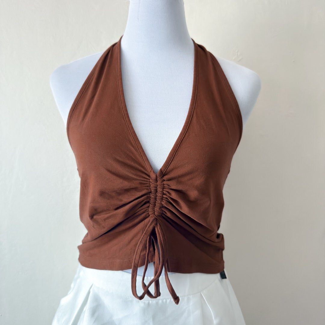 Asos Brown Halter Cinched Front Top (Category: Others Tops) located in Antipolo. Submitted by rosywardrobe (Listing ID 1463517313, Image 3). Description: 🎀 MAKE READING A HABIT 🎀 • No order form, no reservation! • Strictly 1 day reservation • Payment first before order processing • No return, No exchange • Don’t make an offer if you’re not 100% sure • No shipping every weekends — PAYMENT CHANNELS — • GCash • Gotyme • Maya • BDO • BPI • Unionban