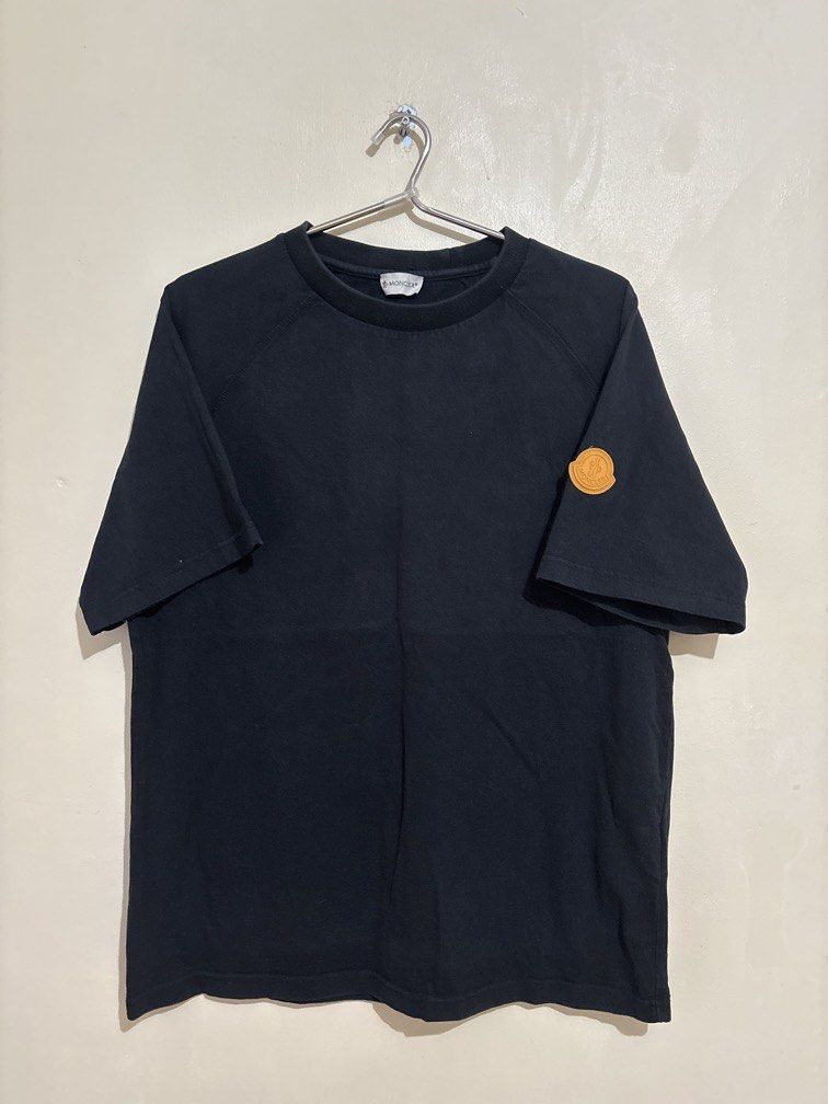 Authentic Moncler x Off White (Category: Tshirts & Polo Shirts ) located in Muntinlupa City. Submitted by owrayttttt (Listing ID 1463409539, Image 2). Description: - Authentic Moncler O “OFF-01” - Complete tags - No cracks on print - Dimes is 22x28 - Free shipping nationwide - Slightly negotiable, no to lowballers.