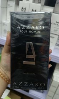(Category: ) located in . Submitted by luxuryfragrances (Listing ID 1463421185, Image 1). Description: .