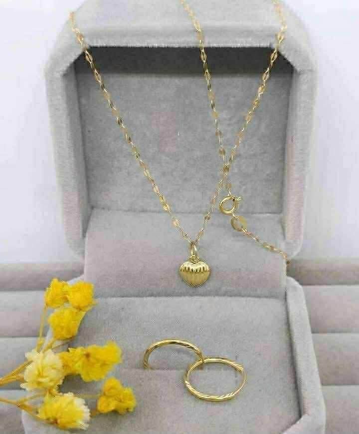 B1T1 18K Saudi Gold Dancing Solid Pendant| 10mm Earloop (Category: Necklaces) located in Caloocan City. Submitted by cheskhaionlinestore2.0 (Listing ID 1463369679, Image 3). Description: 18K Pure Saudi Gold Dancing Solid Pendant | 10mm Diacut Earloop Set ₱4800 only 📌 🍒 Pawnable/ Nasasangla💯 🍒 Brandnew 💯 🍒 Ship via JNT/ LBC 🍒 Lalamove for same day delivery 🍒 We accept COD COP with downpayment to avoid cancellation of orders ⚡ How to Order?