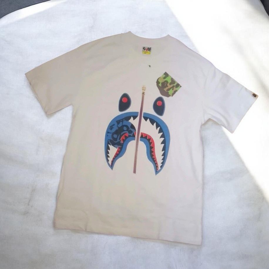 BAPE shark baby milo (Category: Tshirts & Polo Shirts ) located in Rodriguez. Submitted by kyer_trends0 (Listing ID 1463427328, Image 1). Description: feel free to message us for order and inquiry (all items are brandnew).