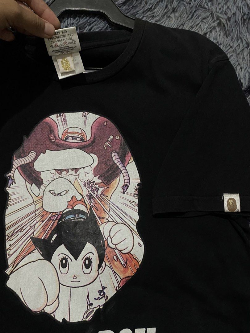 BAPE x ASTROBOY (Category: Formal Shirts) located in Apalit. Submitted by thriftygabbb (Listing ID 1463467940, Image 2). Description: 20.5 x 27.