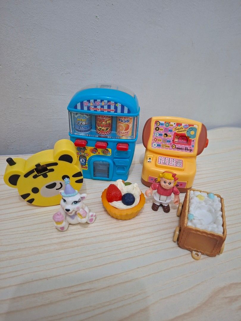 Barbie pet assorted toys (Category: Kids Toys) located in Quezon City. Submitted by miakayuki16 (Listing ID 1463405386, Image 1). Description: barbies per. sumiko train candy dispenser goods yan.