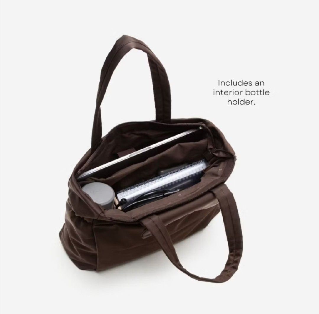 BASH Weekday Tote Bag (Category: Tote Bags) located in Davao. Submitted by mycee1018 (Listing ID 1463510950, Image 2). Description: - High Quality - Smart compartments for organization - Ideal for everyday use or travel - Original Price: 2,275 - Available color: Dune - Kindly refer to the last two photos for actual photos.