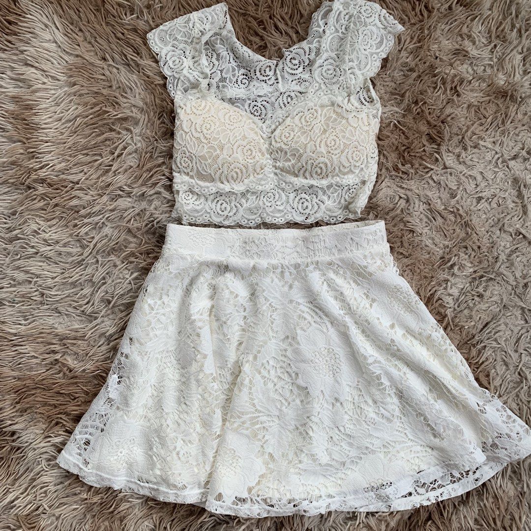 BEACH WHITE OUTFIT (Category: Bikinis & Swimsuits) located in Quezon City. Submitted by rktrendyph (Listing ID 1463382858, Image 3). Description: All items are: ✔️ Available ✔️ Preloved ✔️ Ready to Wear ✔️ Good as New sizes already included (uploaded photo) NOTE: The fit and appearance when worn may vary and are based on the model photos posted on our page. Actual photos of the item are included below each listing for your reference. If you have 
