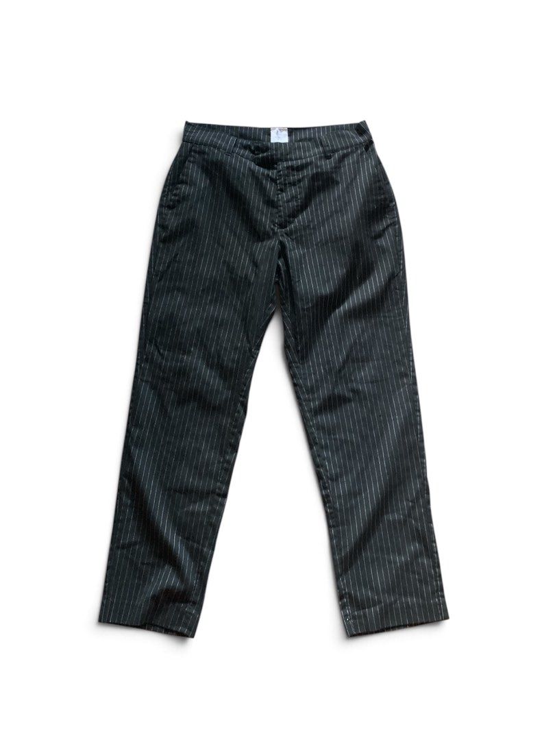 Bench Pinstripe Pants (Category: Jeans) located in Manila. Submitted by thriftnivee (Listing ID 1463432840, Image 1). Description: - Brand: Bench - Color: Black with pinstripe pattern - Fit: Classic straight leg - Closure: Button and zip front - Pockets: Two side pockets - Style: Perfect for casual or smart casual outfits - Versatility: Easily pairs with various tops.