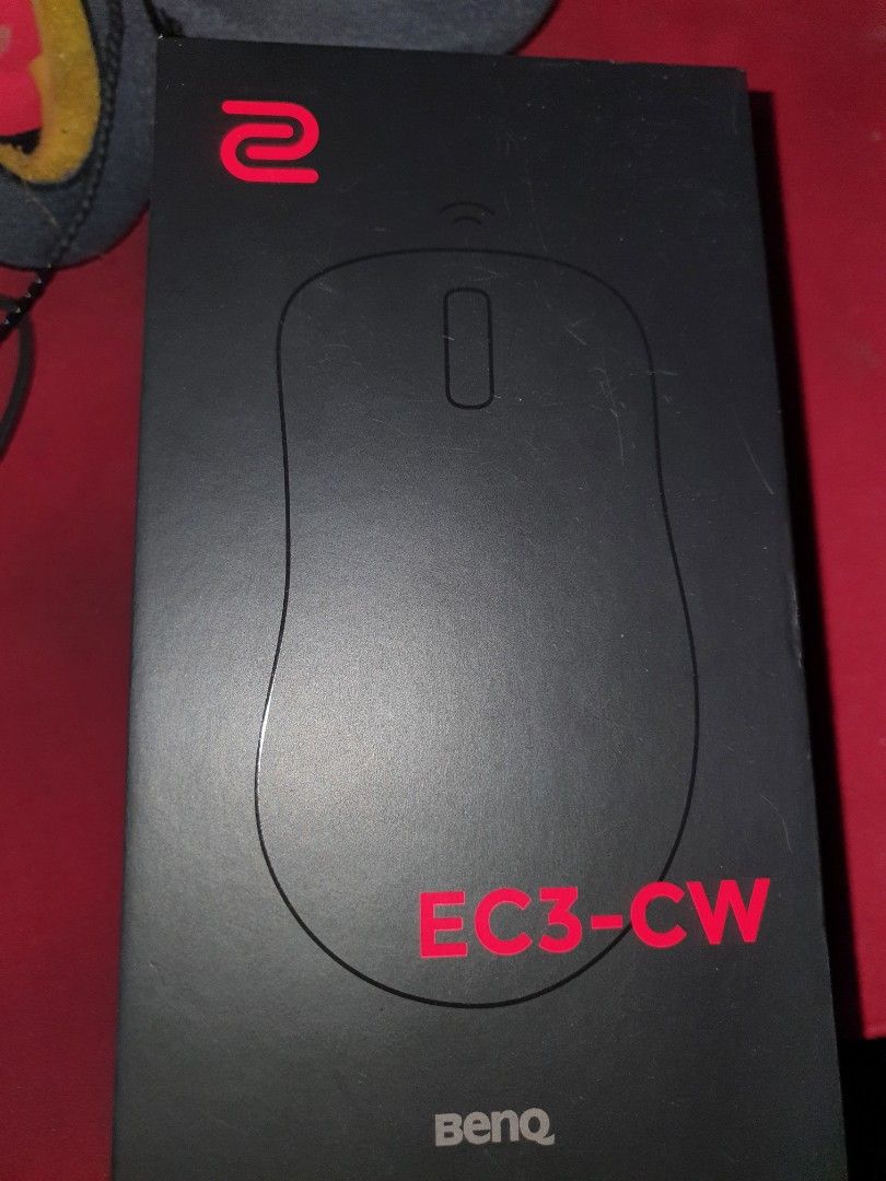 BenQ ZOWIE EC3-CW Wireless Gaming Mouse (Category: Mouse & Mousepads) located in Taguig. Submitted by kevintupas (Listing ID 1463382753, Image 1). Description: - BenQ ZOWIE EC3-CW Wireless Gaming Mouse - Color: Black - Includes: Receiver, Dock, Charging Cable, Manual - Original Box Included - Ideal for Gaming Performance.
