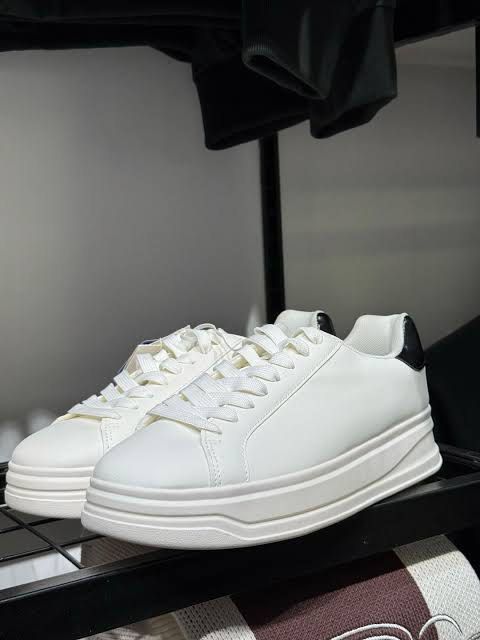 Berkha Brand new Shoes (Category: Casual Shoes) located in Makati City. Submitted by closetsale2023 (Listing ID 1463544361, Image 1). Description: Price:2,795 Let me know hm kaya niyo.