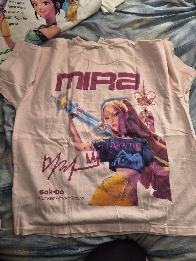 Bershka graphic tee - Mira (Category: Shirts) located in Butuan. Submitted by vintagefinds.2021 (Listing ID 1463385360, Image 2). Description: .