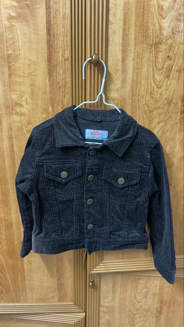 Black Dot Jacket (Category: Babies & Kids Fashion) located in Ipoh. Submitted by mommacitaaaa (Listing ID 1463450439, Image 2). Description: Fits until around 90cm, 13kg.
