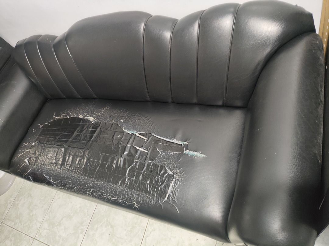 Black Faux Leather 3-Seater Sofa (Category: Sofas) located in Caloocan City. Submitted by cerberius15 (Listing ID 1463400090, Image 2). Description: - 3-seater black leather sofa - Still in good, usable condition - Ideal for starter homes or as a spare room sofa - Pick up only.