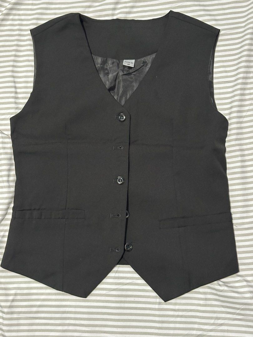 Black Formal Vest Waistcoat (Category: Sleeveless) located in Bulacan. Submitted by chizmiss (Listing ID 1463401152, Image 1). Description: never worn rfs: decluttering .