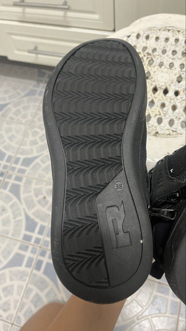 Black Mid-Top Sneakers Size 38 (Category: Sneakers) located in Cebu City. Submitted by eynjlin (Listing ID 1463476634, Image 3). Description: - Black mid-top sneakers - Lace-up closure - Rubber sole with good grip - Size 38 - Ideal for everyday wear - Minor scuffs on soles.