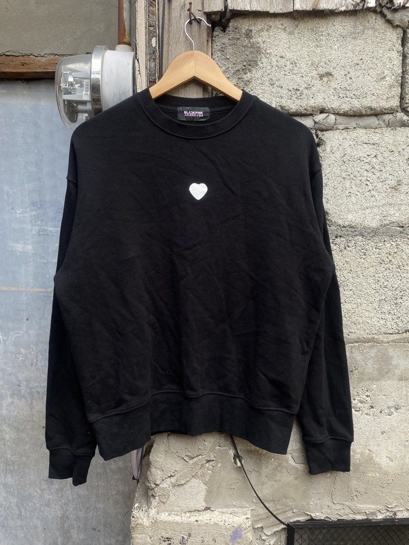 Black pink X fragments (Category: Activewear) located in Andop. Submitted by trckmark4u (Listing ID 1463427939, Image 2). Description: Black pink x fragments Dimes are 21x27 Excellent to brand new condition Size medium on tag.
