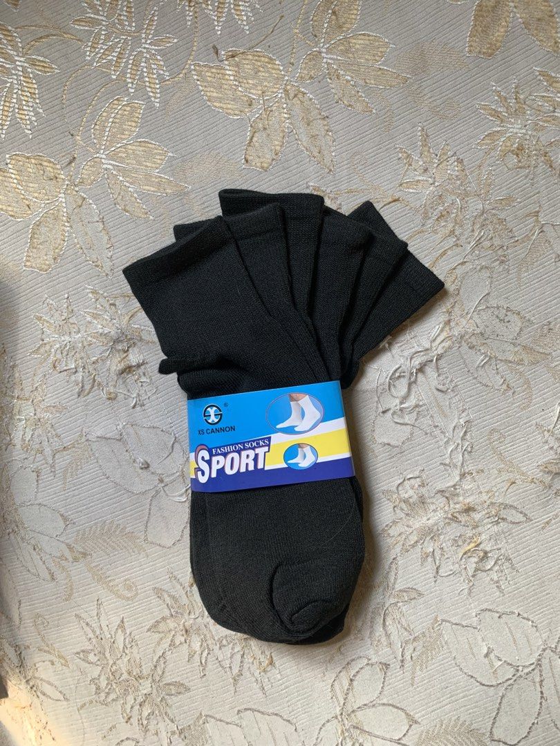 Black Socks (Category: Shoe inserts) located in Norzagaray. Submitted by prelovedbymarj_ (Listing ID 1463479012, Image 1). Description: .