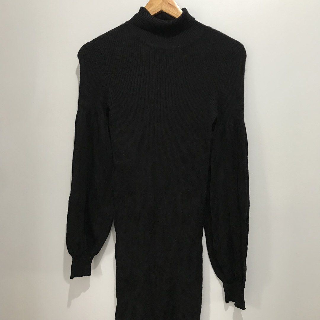 Black Turtle Neck Longsleeve Dress (Category: Dresses) located in Cavite. Submitted by tanya.valentin (Listing ID 1463479958, Image 2). Description: - 17x41 - Stretchable .