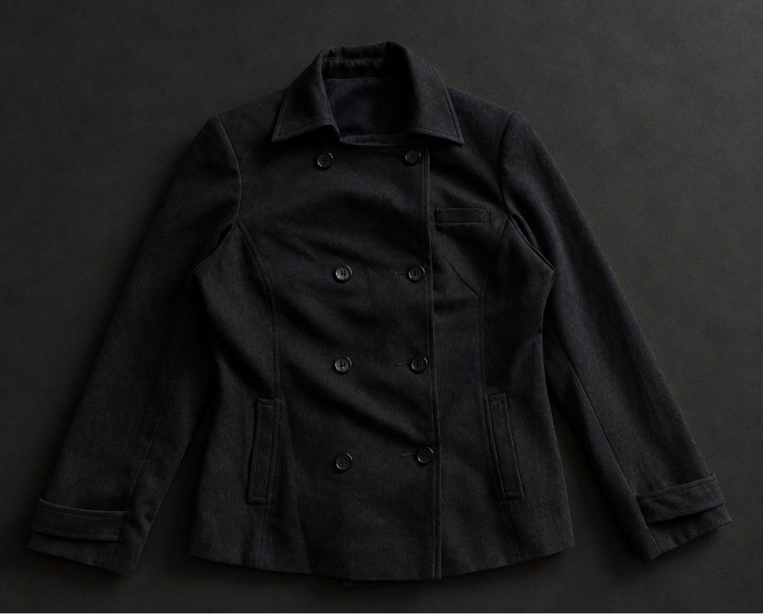 Black Wool Double-Breasted Coat (Category: Coats, Jackets and Outerwear) located in Tagum. Submitted by clent.josh (Listing ID 1463333210, Image 1). Description: .