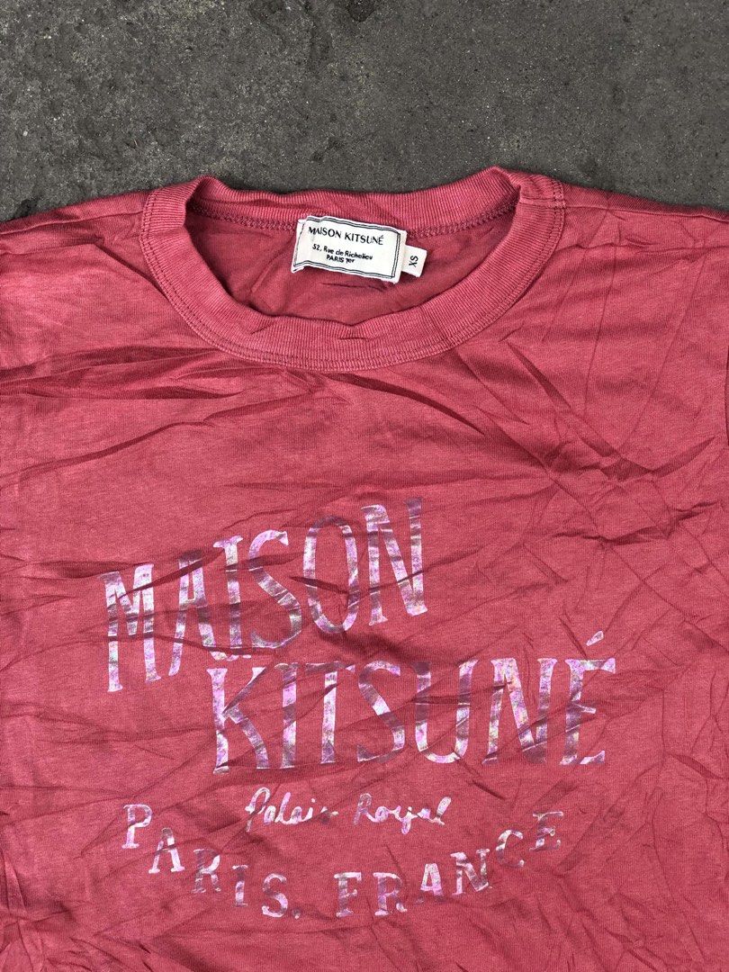 BLOUSE MAISON KITSUNE (Category: Blouses) located in Bacolod City. Submitted by truk_thrift (Listing ID 1463399740, Image 2). Description: .