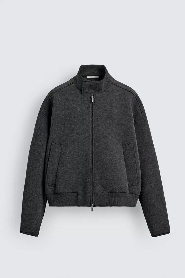 BNWT Zara Technical Jacket (Category: Coats, Jackets and Outerwear) located in Manila. Submitted by iraestrella (Listing ID 1463461121, Image 3). Description: Brand new with tag Size: Medium Original price is ¥13,590 (₱5,400+).