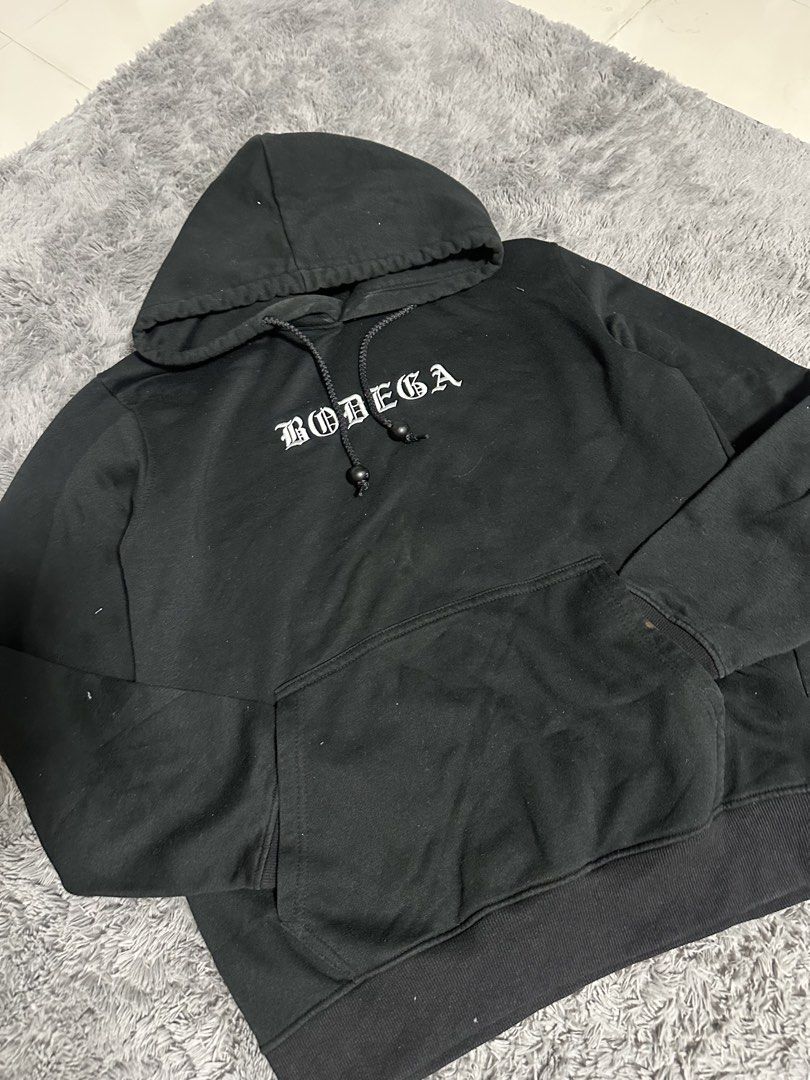 Bodega Hoodie (Category: Hoodies) located in Manila. Submitted by mae__________c (Listing ID 1463438616, Image 1). Description: Declutter Sta Ana Manila Small-Medium Unisex.