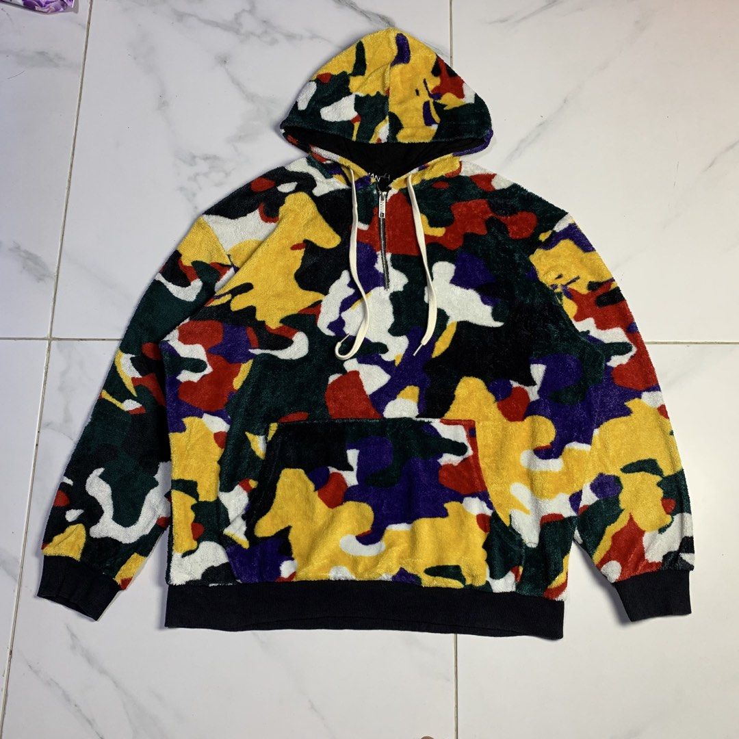 BoohooMAN Camouflage Quarterzip Jacket (Category: Coats, Jackets and Outerwear) located in Mandaue City. Submitted by hannahitems (Listing ID 1463512817, Image 1). Description: BoohooMAN Camouflage Quarterzip Jacket M on tag 25.5 width 27.5 length Asnew -650.
