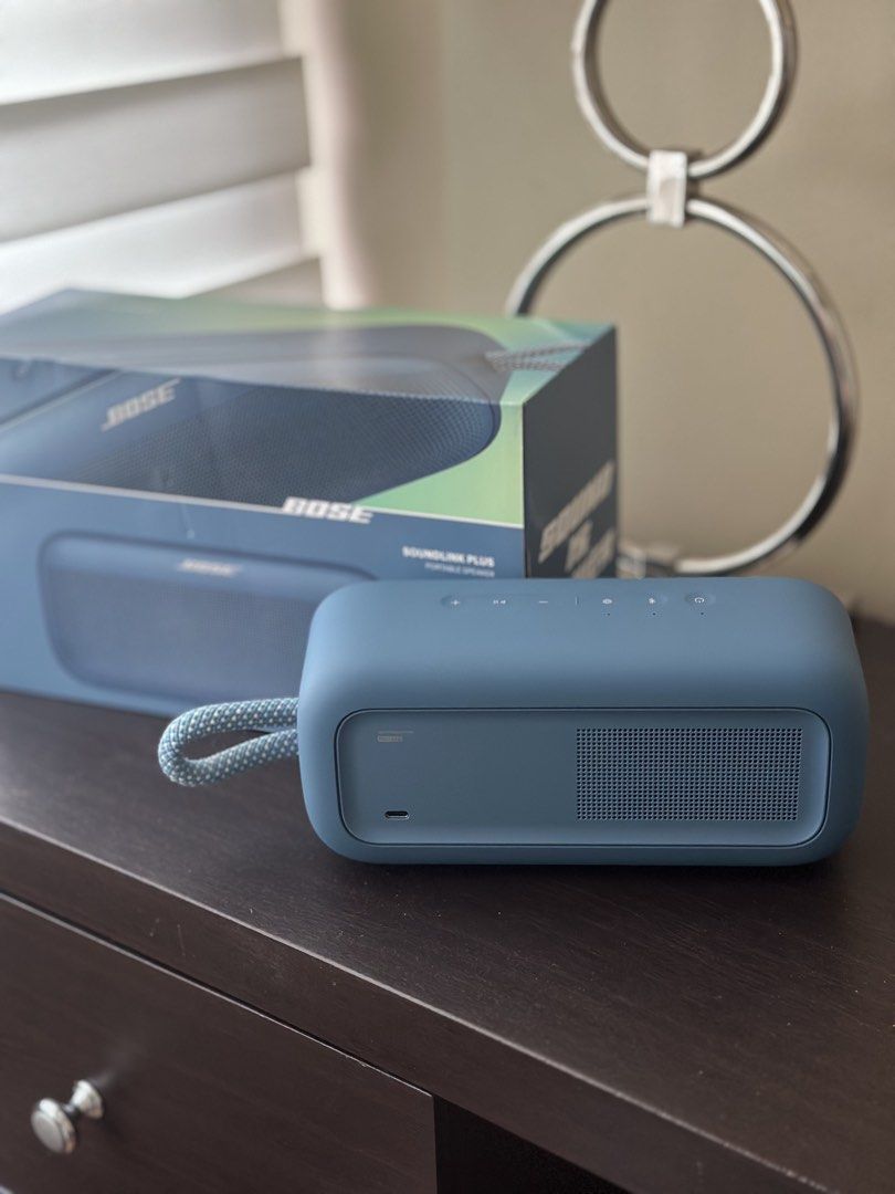 Bose SoundLink Plus Portable Speaker - Blue (Category: Soundbars, Speakers & Amplifiers) located in Makati City. Submitted by 76477 (Listing ID 1463335646, Image 3). Description: Selling my preloved bose soundlink plus. Barely used since I have a lot of speakers. In its prestine condition. Good as new. No issues. Pm me for SURE BUYERS MAKATI AREA- Blue Bose SoundLink Plus portable speaker - Includes original box - Delivers great sound quality for