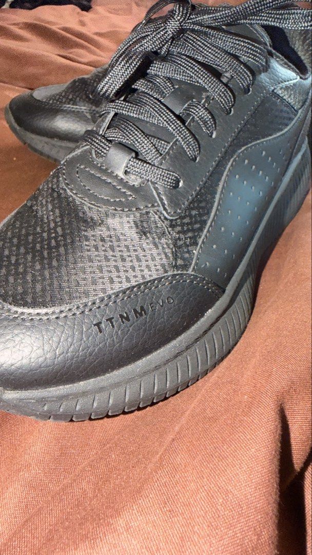 BOSS TTNM EVO Trainers | Black | Size 39 (Category: Sneakers) located in Makati City. Submitted by luxhunter2023 (Listing ID 1463413779, Image 3). Description: Selling my authentic BOSS TTNM EVO sneakers. ✨ Details: Size 39.5 (could fit 40) • Authentic BOSS Menswear • Model: TTNM EVO • Style: 50523113 • Black • Lightweight knitted upper • Suede/leather detailing • Ribbed outsole • Running-inspired silhouette • Extremely versatile — works with cas